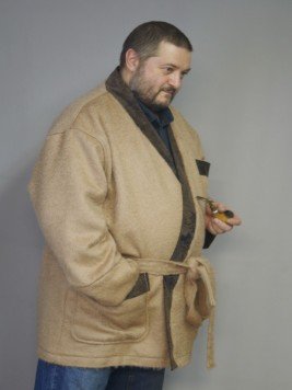 Куртка-халат из шерсти с отделкой из вельвета (кимоно)