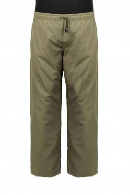 Летние брюки из костюмной ткани на эластичном поясе оливкового цвета