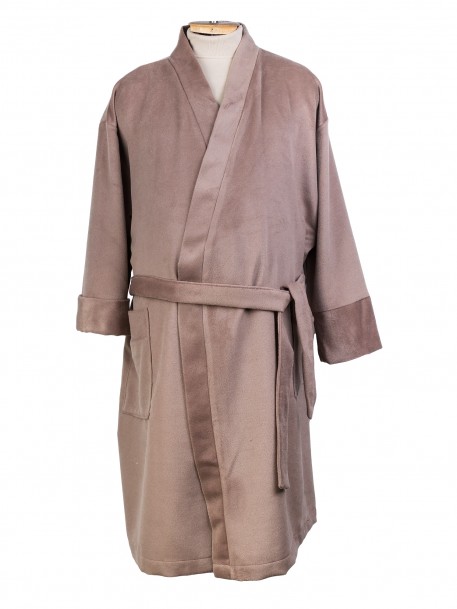Халат большого размера-кимоно из шерсти бежевого цвета за 2900 руб.